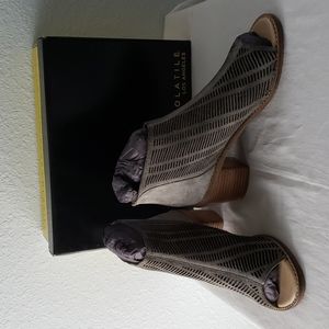 NEW Volatile Birch Open Toe Bootie